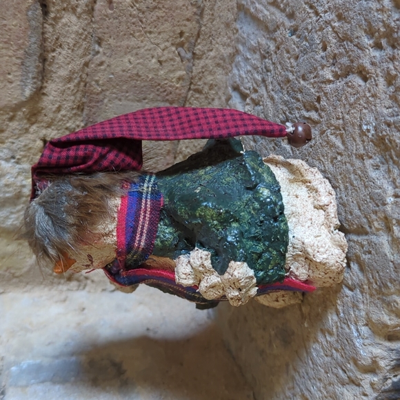 Primitive Artist-Made Folk Art Snowman - Picture 2 of 9